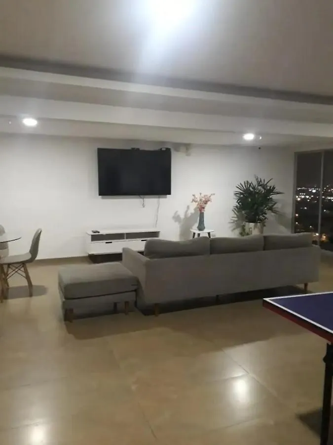Comodo Dpto Full Equipo 2 Hab, Seguridad Y Parqueo Privado Guayaquil