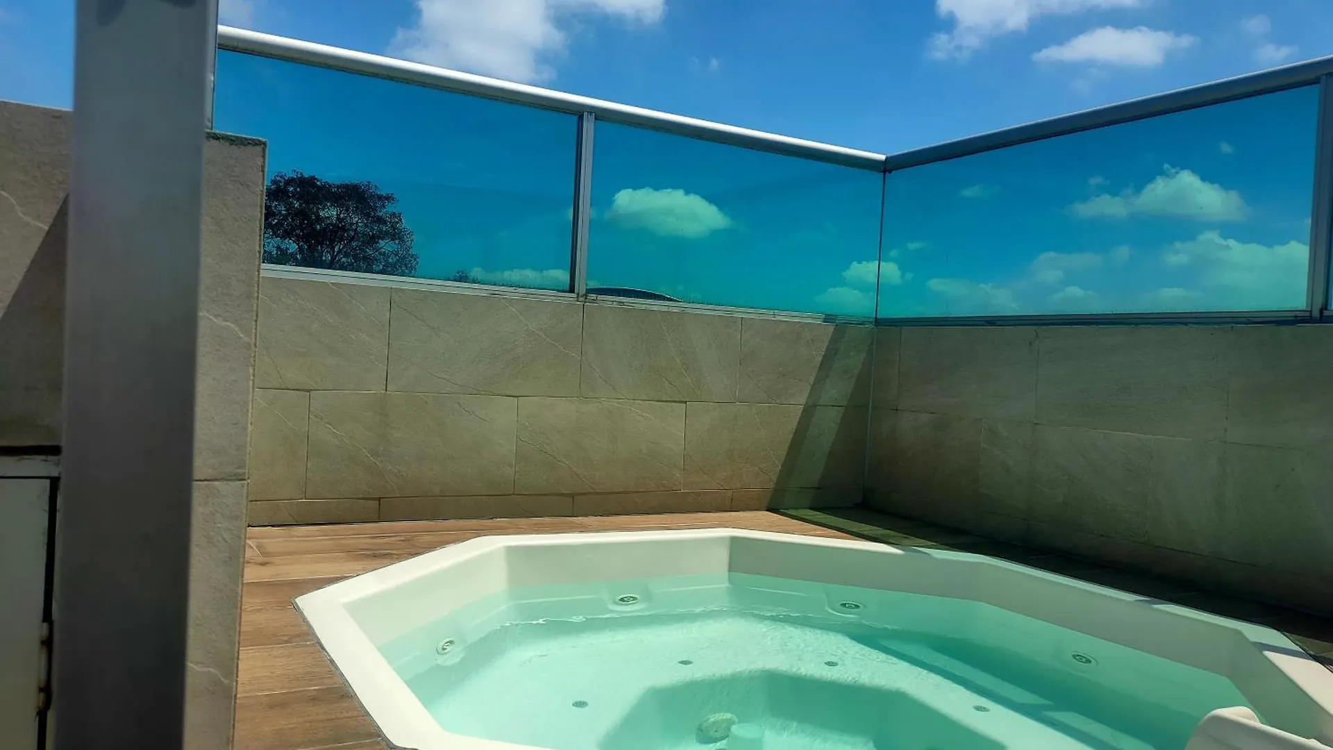 Apartment Comodo Dpto Full Equipo 2 Hab, Seguridad Y Parqueo Privado Guayaquil Ecuador